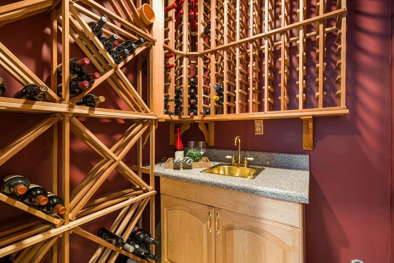 Wine & Liquor Racks and Cabinets
